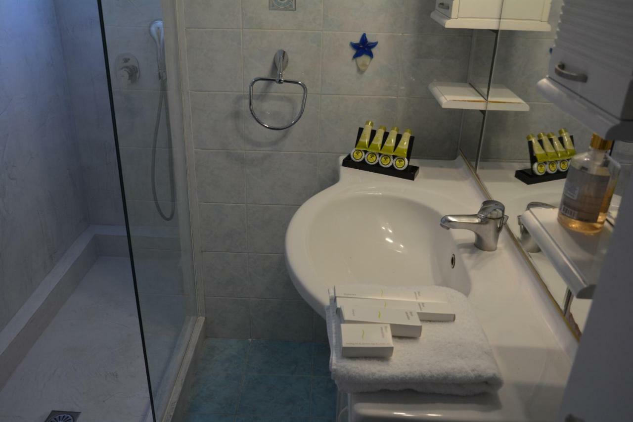 Zeas Apartment Piraeus Ngoại thất bức ảnh